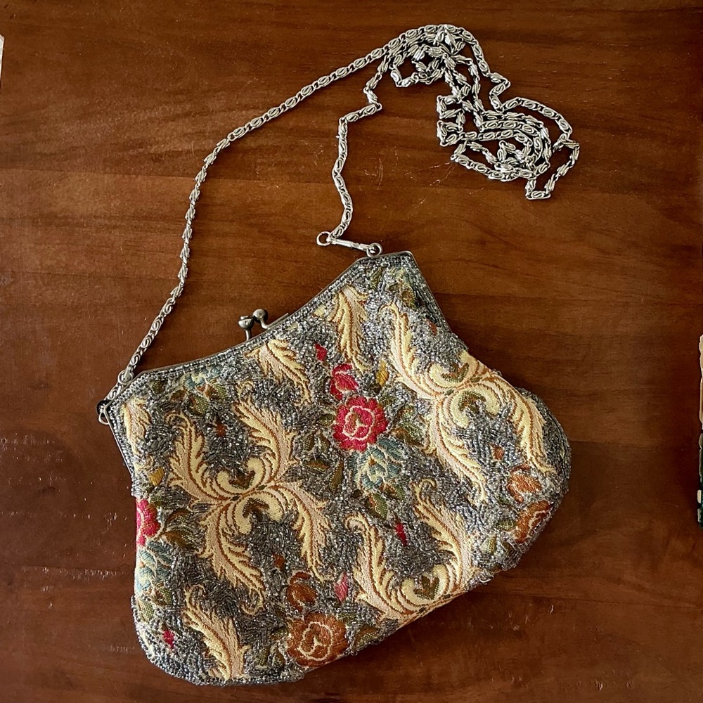 SOLD 1930s 40s French Tapestry Petit Point Victorian Floral Purse Snap Close - Picture 3 of 17